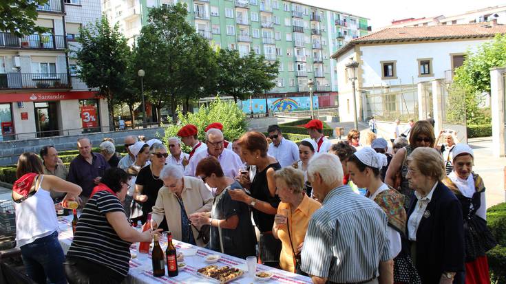 Hasi dira Santa Ana eguneko ospakizunak