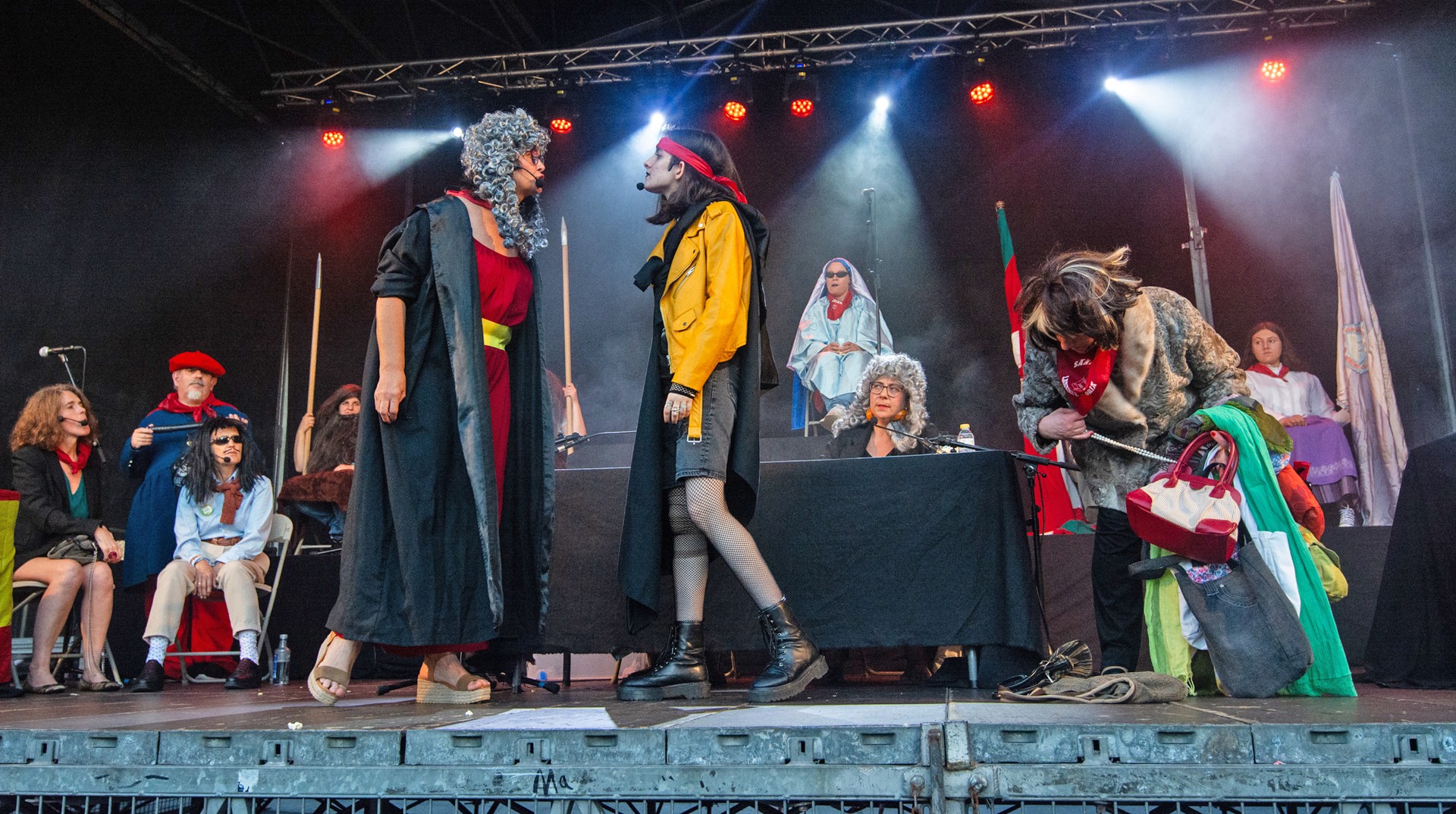 Gaur arratsaldean ekingo diote Santa Anako parodia entseatzeari