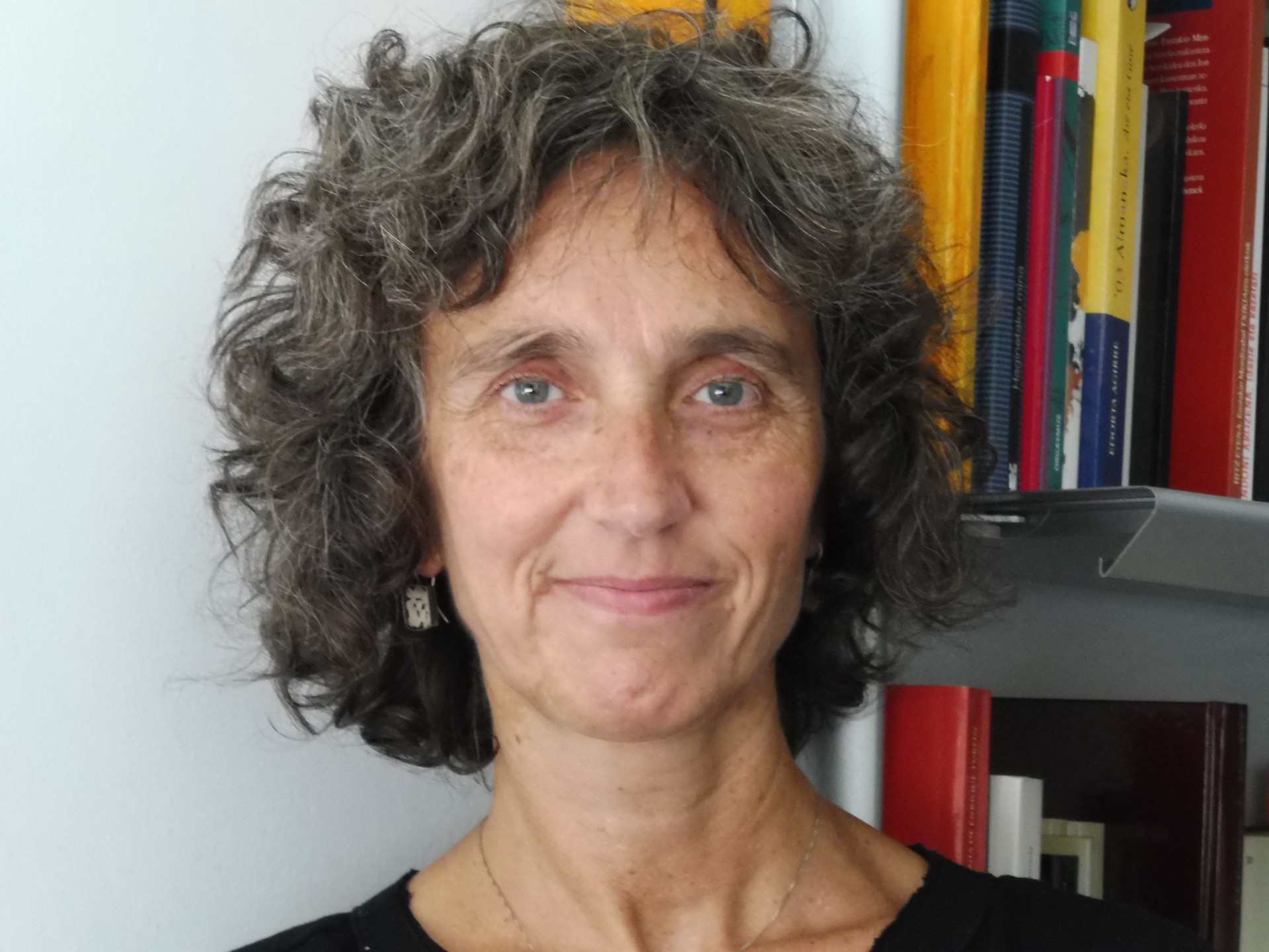 "Gazteei asko kostatzen zaie euskararekiko betiko lelo eta estereotipoetatik atera eta diskurtso propioak egituratzea"