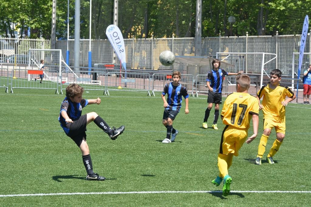 Futbol eskolan izena emateko epea ireki du Ostadar SKTk