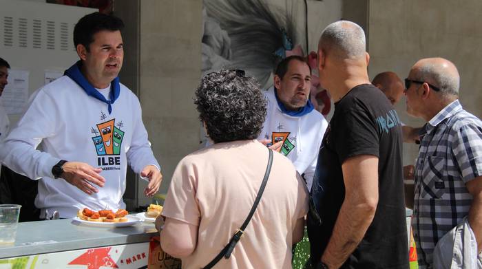 Txistorra eta musika, auzoa animatzeko