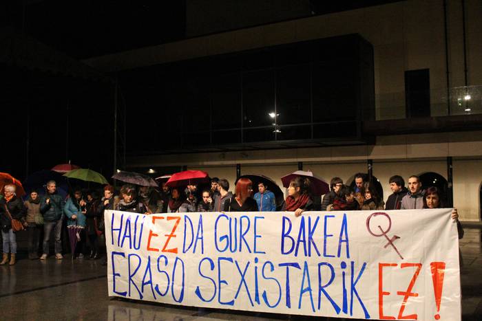 Gasteizko hilketa eta eraso sexistak salatzeko elkarretaratzea
