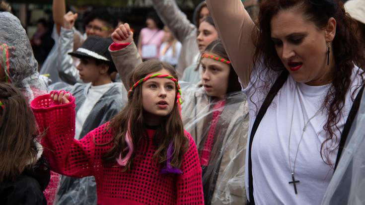 Eguraldiak ez du zapuztu dantzaldia