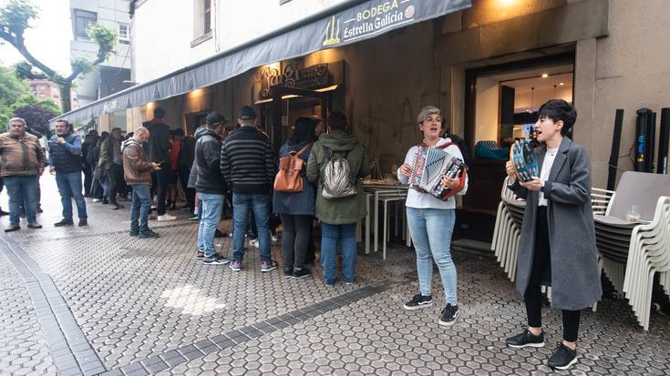 Jalgi kafe antzokia, martxan berriro