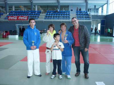 Dominak lortu dituzte LOKEko judokek Amurrion eta Eibarren
