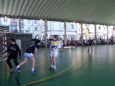 Mitxelingo Areto Futbol Zelaiaren itxitura egiteko obren lizitazioa argitaratu da
