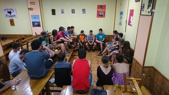 Ernai Lasarte-Oria: "Gazteon arazoei erantzun kolektiboak eman nahi dizkiegu"