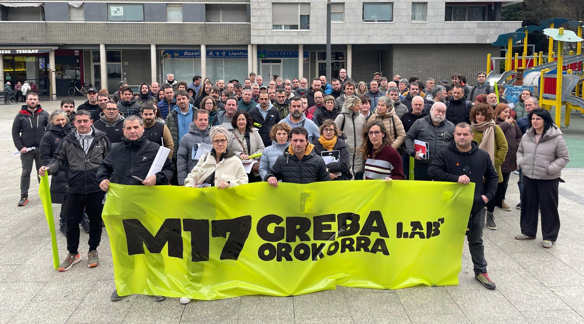 Kaleak bete eta lantokiak husteko deia egin dute