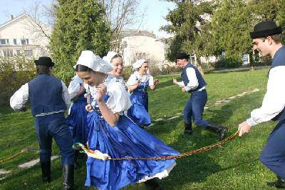 Mexiko eta Eslovakia dira biharko Nazioarteko Folklore jaialdian gonbidatuak