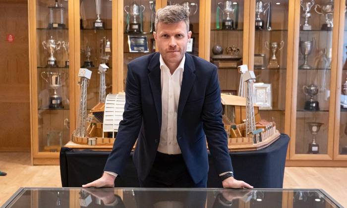Mikel Martija herritarra Real Racing Club taldeko kirol-zuzendari berria da