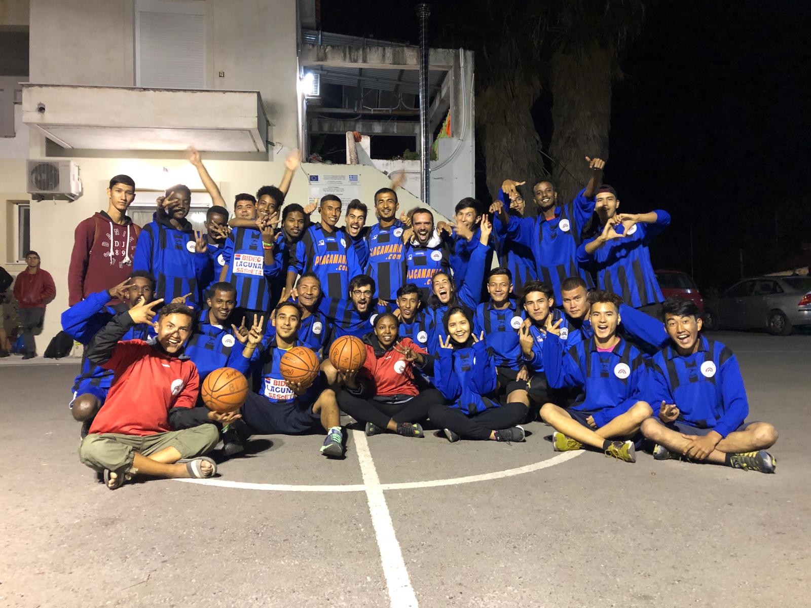 Ostadar SKTren koloreak Lesbos irlan