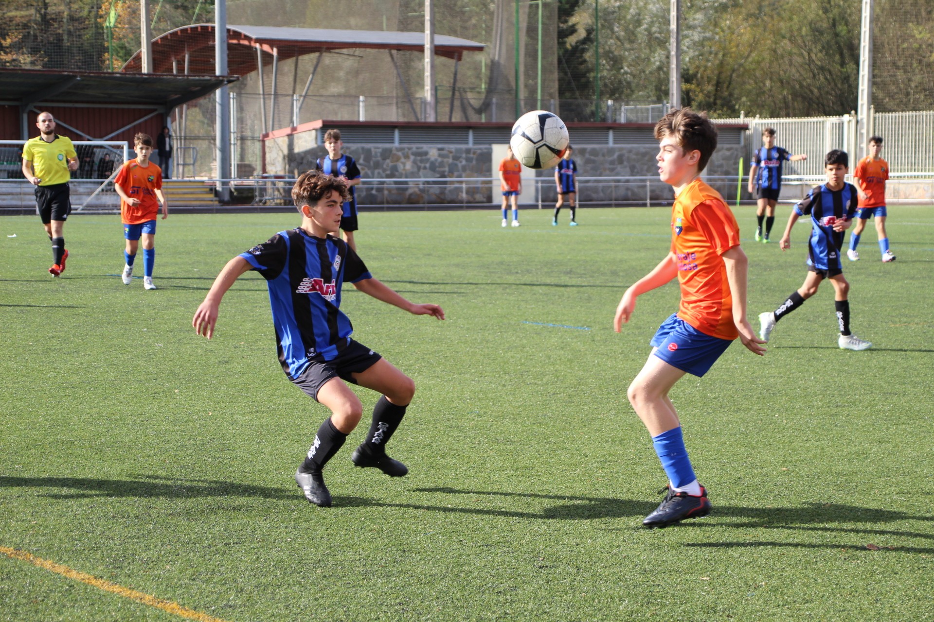 Futbol taldeek zori ezberdina izan zuten Michelin kirol gunean