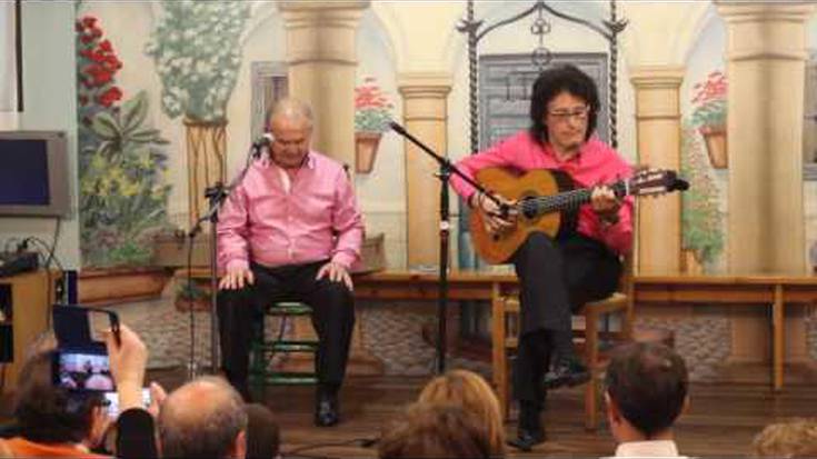 Igande arratsaldean bi artista hauek eskaini dute emanaldia Semblante Andaluzen egoitzan
