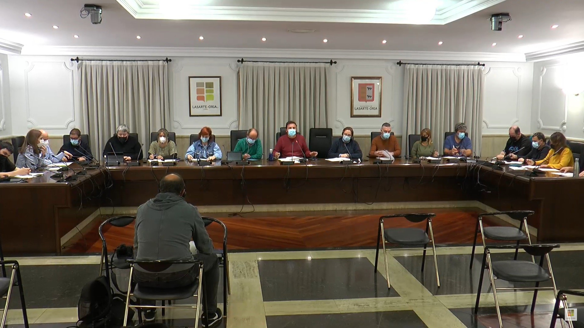 Azkarra eta eztabaida gutxikoa izan da urriko ohiko udalbatzarra