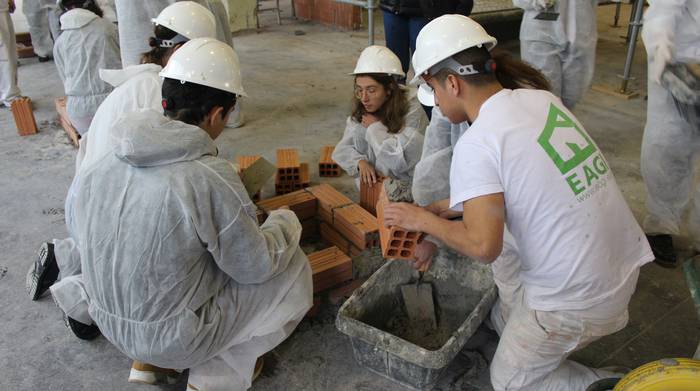 Lanbide heziketa euskaraz egiteak "ate guztiak" irekitzen dituela azpimarratu dute eskualdeko udalek
