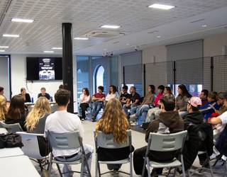 Iraultza oholtzara eramateko jarduera antolatu dute