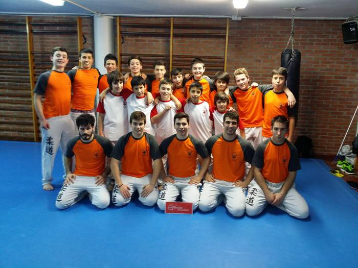 Bartzelonan, Tenerifen, Durangon eta Hernanin lehiatu dute LOKEko judokek