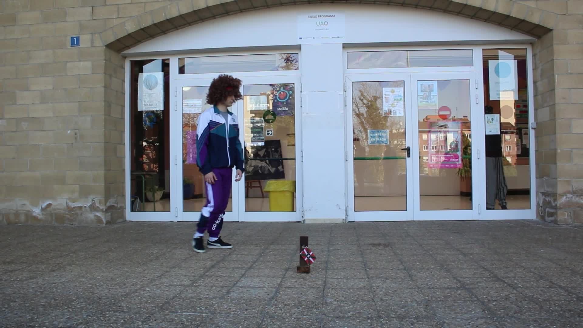 Oriarteko ikasle eta irakasleen 'lip dub'-a