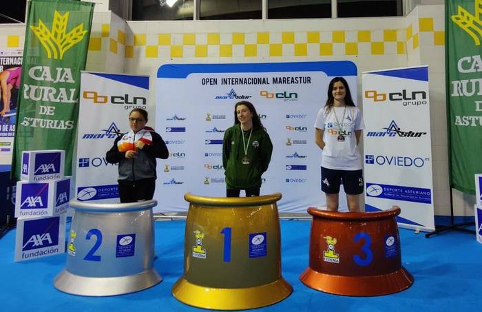 Buruntzaldea IKTko igerilariek ederki egin ziete liga ezberdinetako hitzorduei