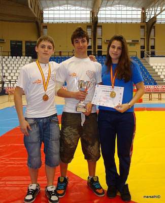Amaia Curiel judoka sanbo txapelduna junior mailan