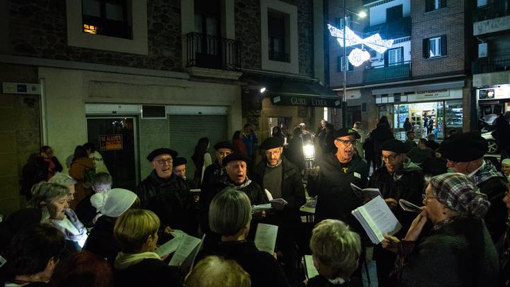 San Tomas eguna: Xumela eta Oaintxe in deu!, batera