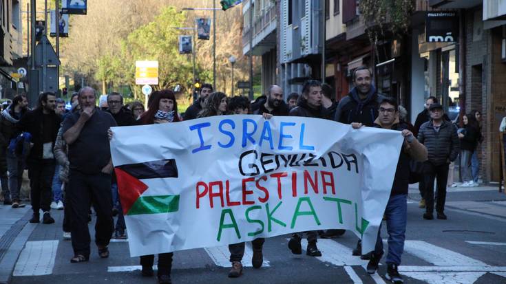 Palestinarren genozidioa gelditzeko eskatu dute beste behin