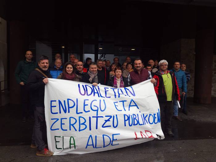 ELAk eta LABek lau orduko lan uztera deitu dute Lasarte-Oriako Udalean