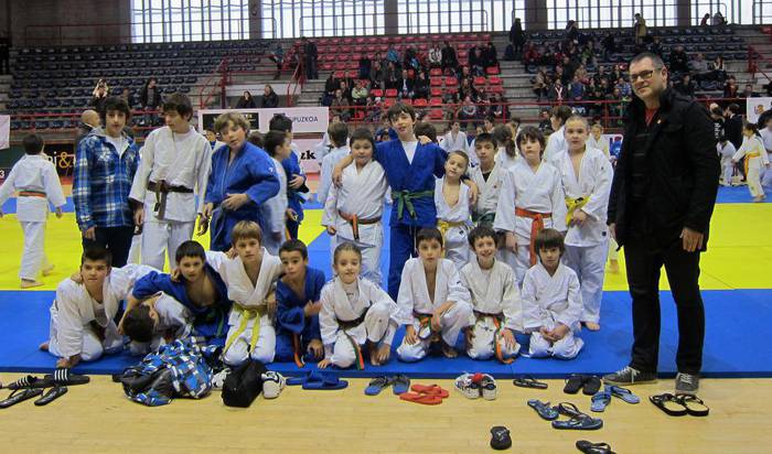 Judoka gazteak ederki lehen proban