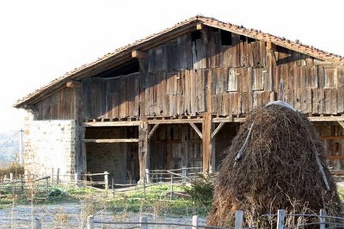 Historia eta ohiturak ezagutzen