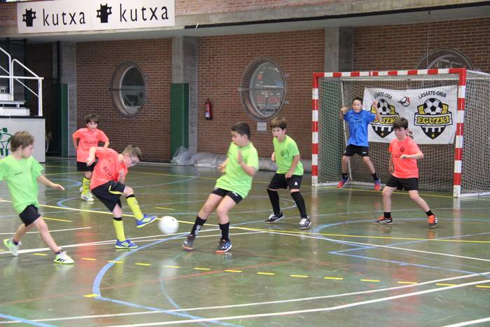 VIII. Gabonetako Areto Futbol txapelketako izen ematea martxan da