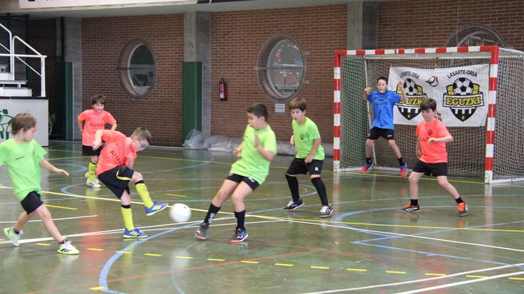 VIII. Gabonetako Areto Futbol txapelketako izen ematea martxan da