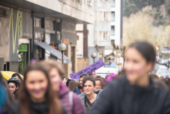 Kolore moreko aldarrikapena nagusi