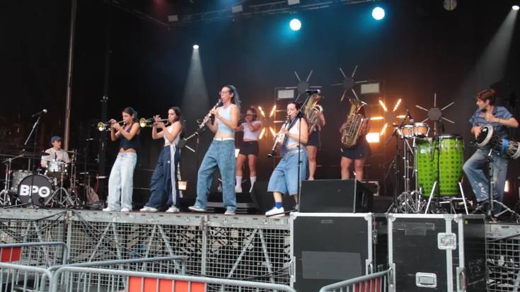 Balcan Paradise Orchestrak erritmoz bete du Okendo plaza