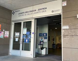 "Ezin dute inor behartu herriko osasun zentrora lanera etortzera"