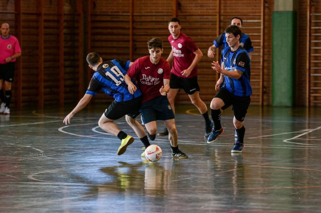 Larunbatean hasiko da areto futboleko herriko txapelketa