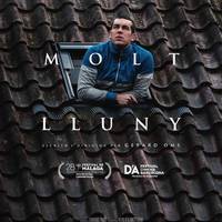 'Molt lluny' filma