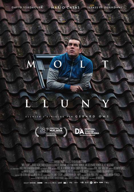 'Molt lluny' filma