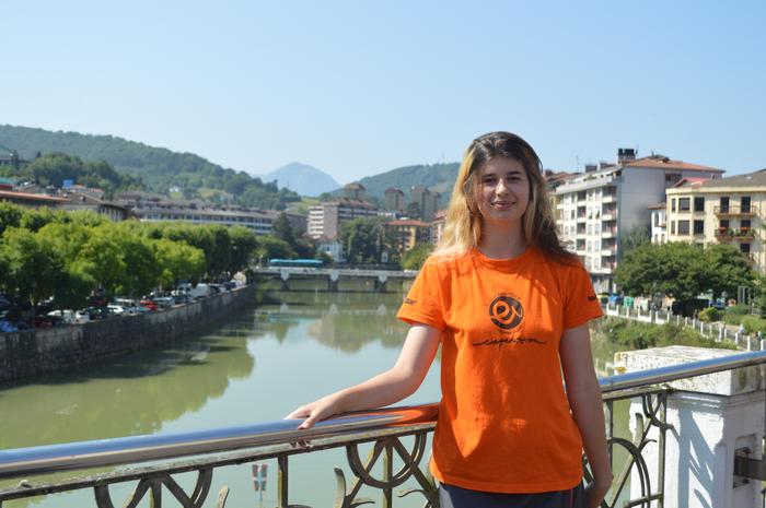 Abenturako partaideen artean, herritar bat