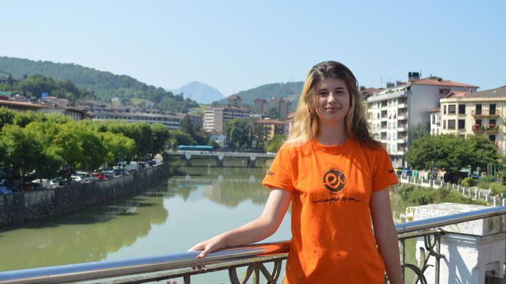 Abenturako partaideen artean, herritar bat