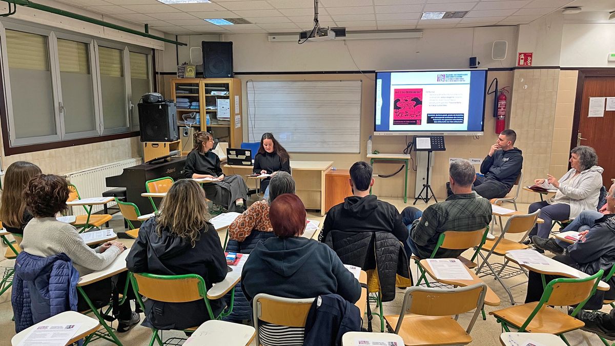 Turistifikatutako hiri baten kronikariak