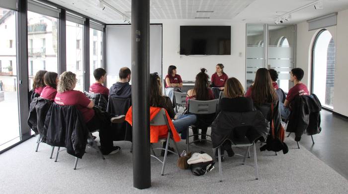 Larunbat honetako Gazte Egunerako egitaraua iragarri dute