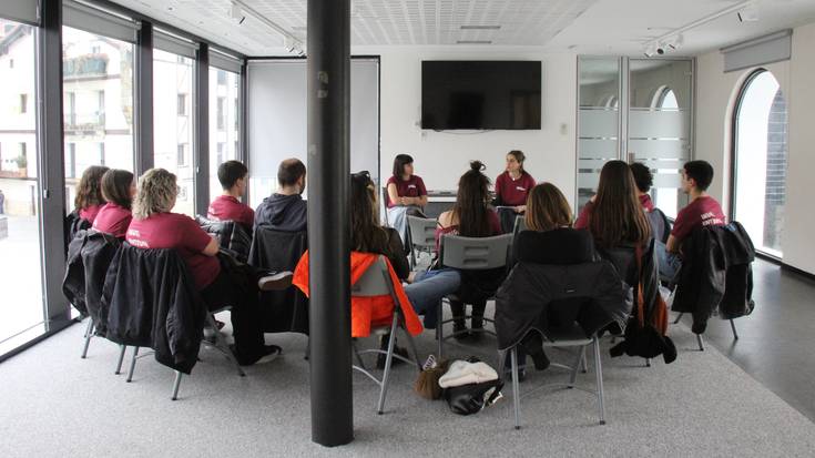 Larunbat honetako Gazte Egunerako egitaraua iragarri dute