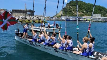 Donostiak Arraun Lagunak-ek, Euskadiko bandera ere Lugañenera