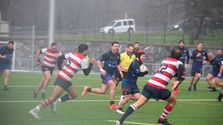 Gipuzkoa Sortzeneko taldeek, aurpegia eta gurutzea Universitarioren aurka