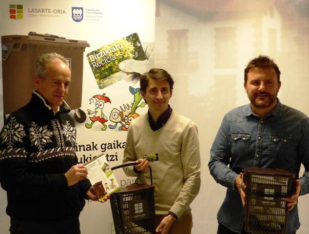 Edukiontzi marroia astelehenetik aurrera martxan