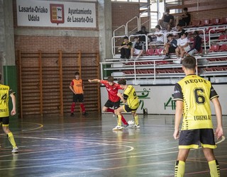 Eguzki AF-ko ordezkariek, baleko emaitzak lehen hitzorduan