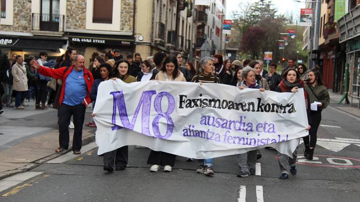 Azaroaren 25a antolatzeko bilera irekia egingo dute gaur Xirimiri elkartean