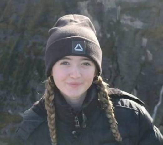 Nerea Armendariz:  "Kirol bat jokatuz baino askoz gauza gehiago ikasten direla uste dut, ikuspegi desberdinak ikus baitaitezke"