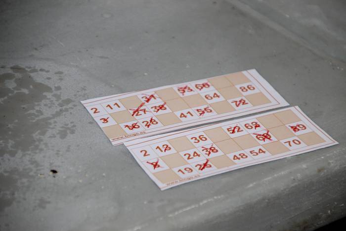 Inauteri larunbata: Super Bingoa