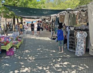 Sanpedroetan postuak eta janari ibilgailuak jartzea eskatzeko epea ireki dute